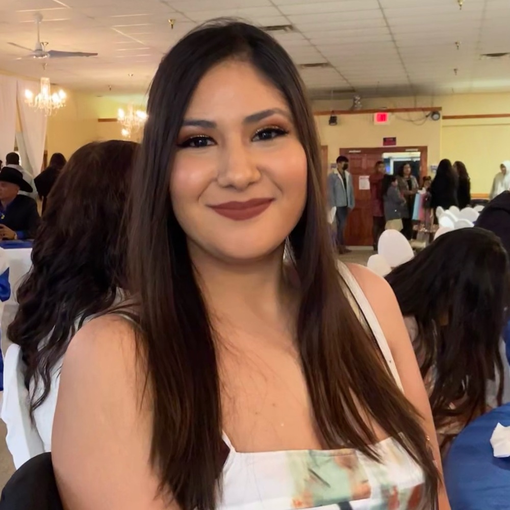 Meet your Posher, Lupita